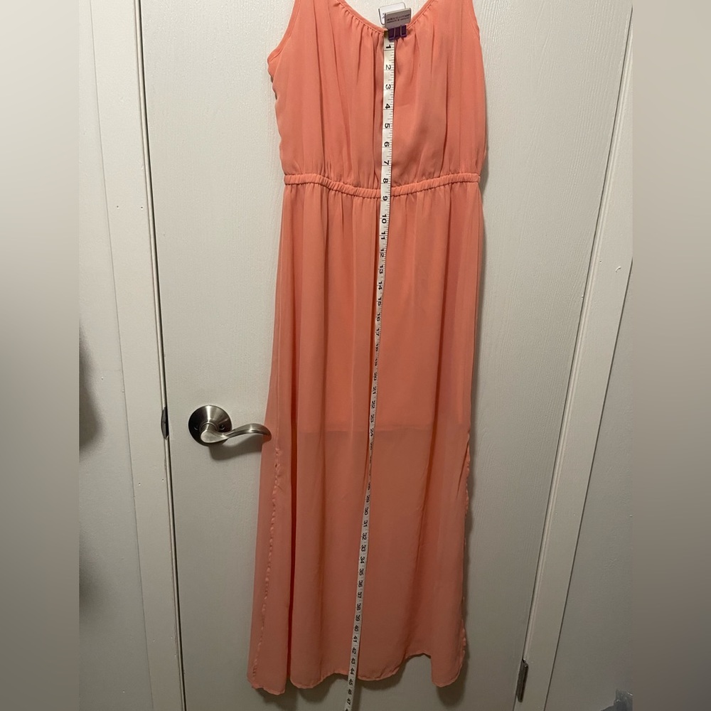 Dress - Picture 2 of 9